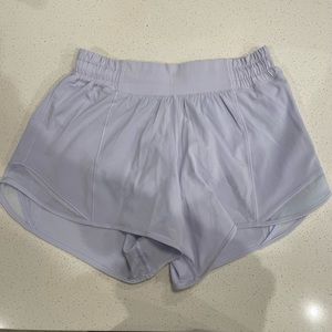 Lululemon Hotty Hot Shorts: Size 4 TALL